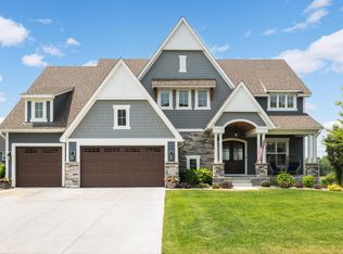 5215 Yellowstone Ln N, Plymouth, MN 55446