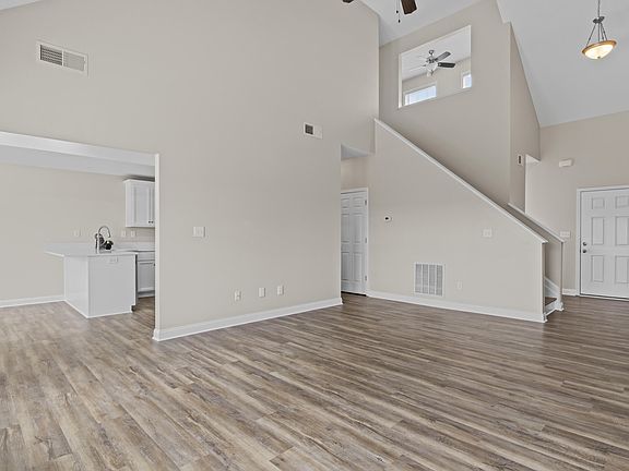 5th image of 509 McPeek Pl