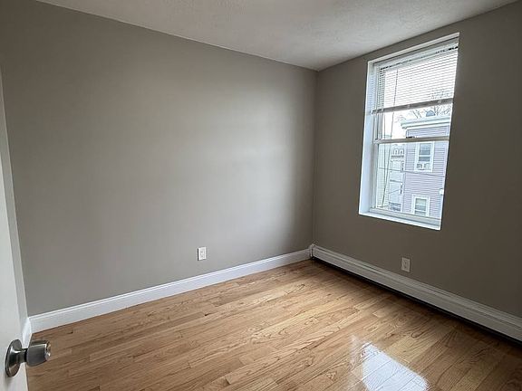 5th image of 67 Shawmut St