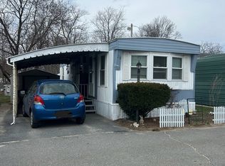 1237 Central St TRAILER 30, Leominster, MA 01453