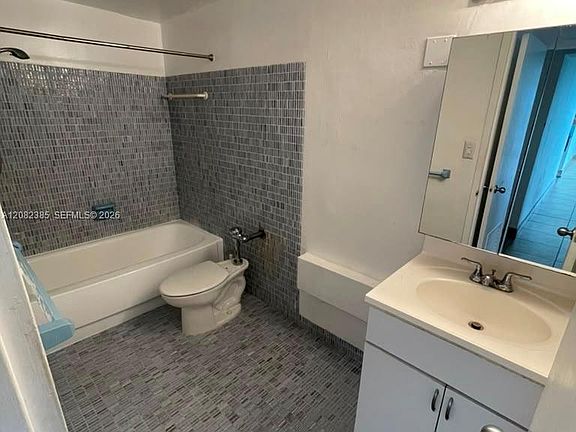 4th image of 3301 NE 5th Ave APT 1211