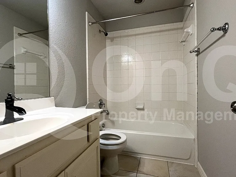 6798 Lee Meadow Dr — Photo 22