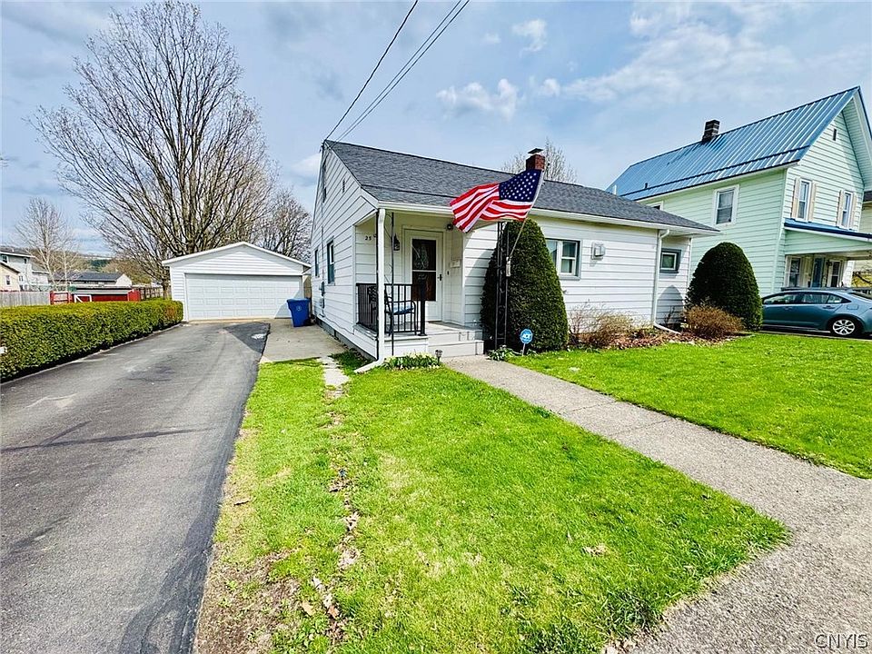 1st image of 25 Crandall St