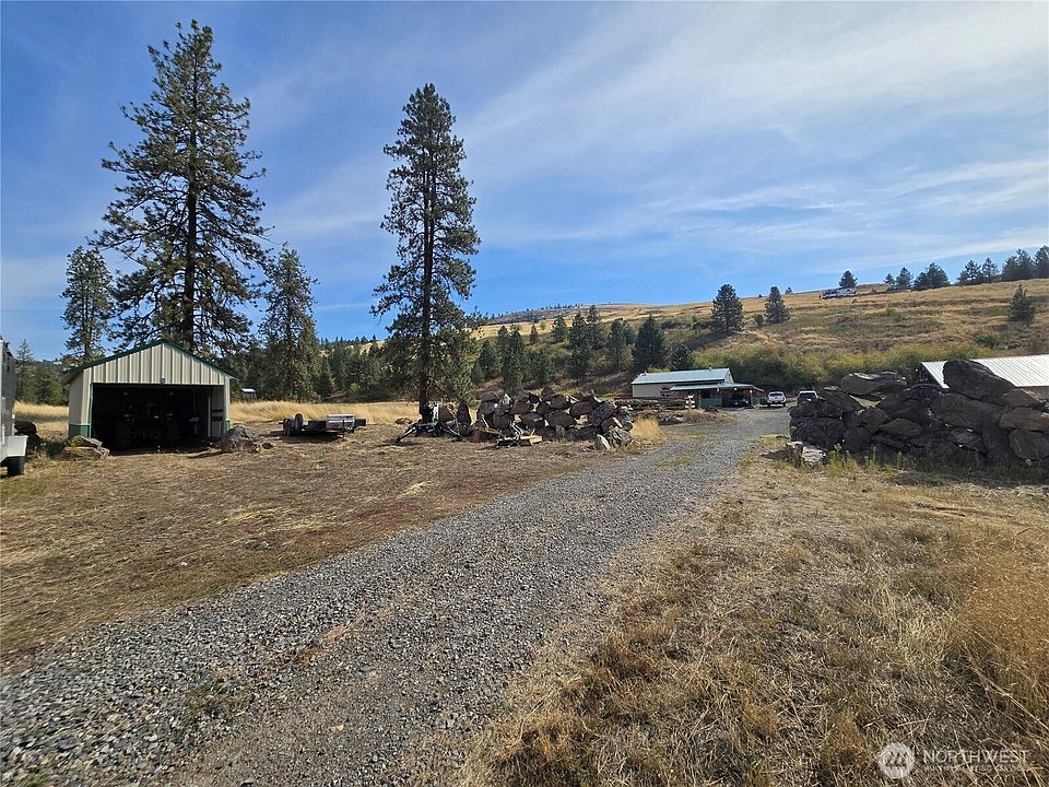 1st image of 4297 Bissell Road