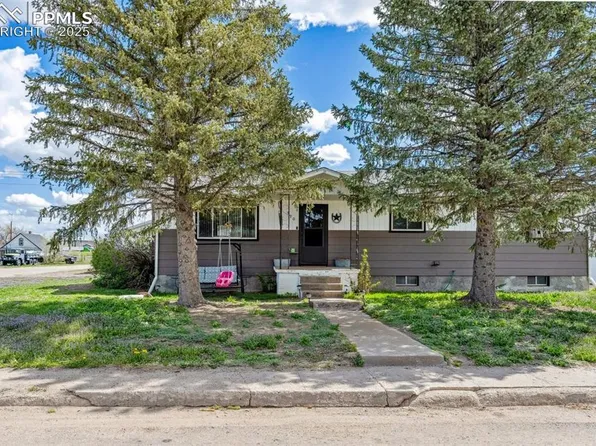 790 2nd Ave, Deer Trail, CO 80105