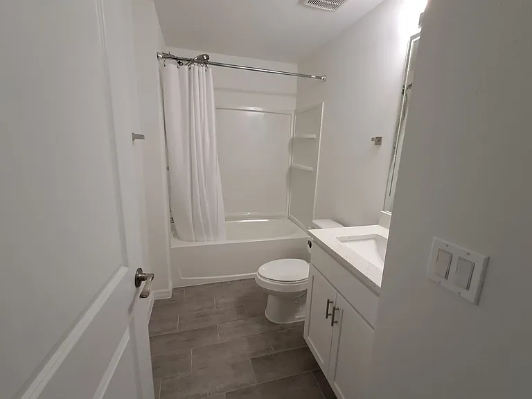 3303 8th St SW — Photo 9