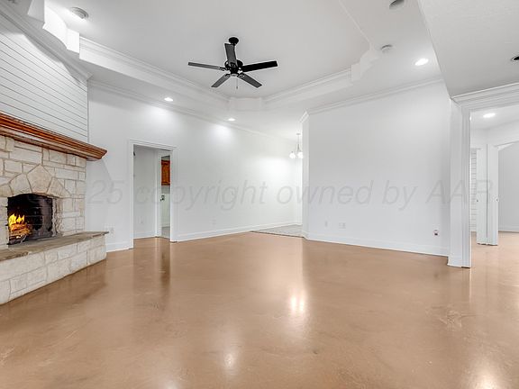 3rd image of 447 Hickory St