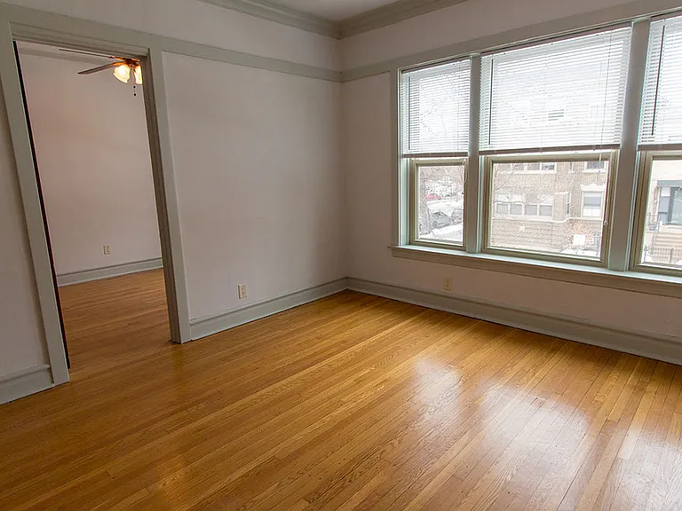 1355 W Winona St #2 — Photo 5
