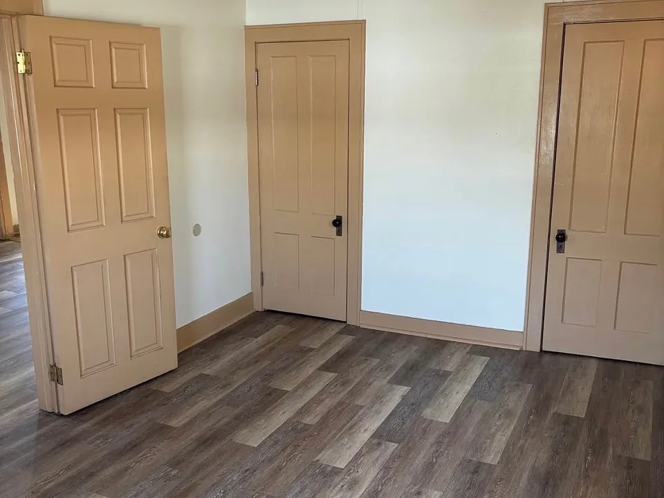 23 Portland St #3