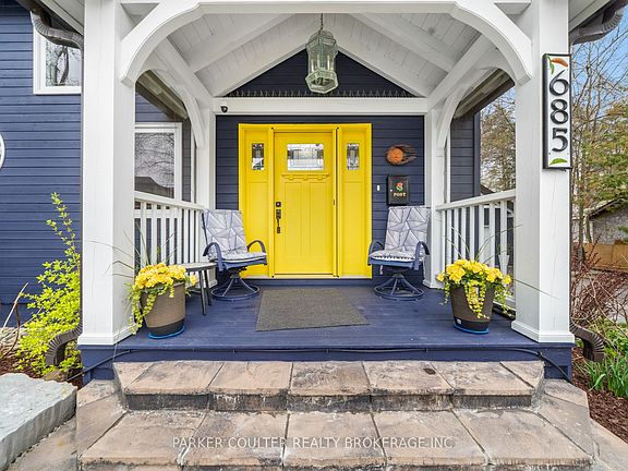 2nd image of 685 Park Rd