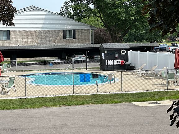 Swimming Pool - view from Balcony