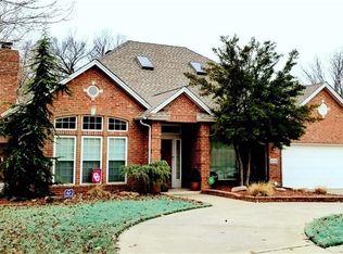 3216 Walnut Rd, Norman, OK 73072
