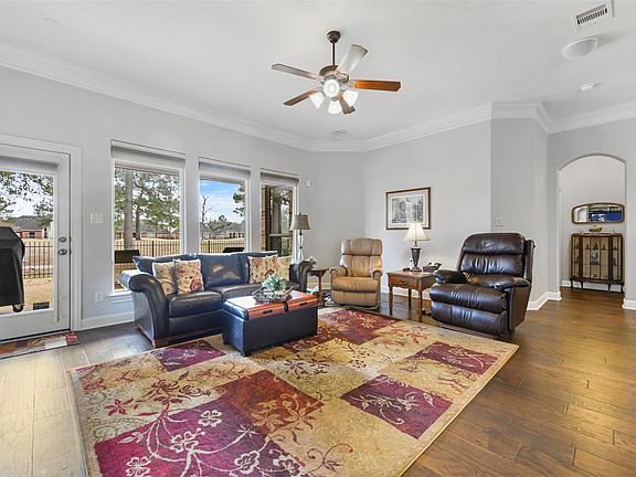 4th image of 21047 Williams Creek Dr