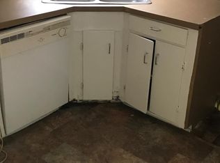600 Arizona Ave, Wake Village, TX 75501