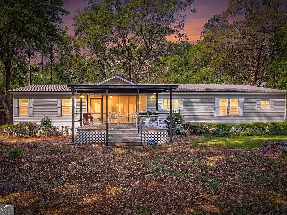 1st image of 149 Dorothy Cir