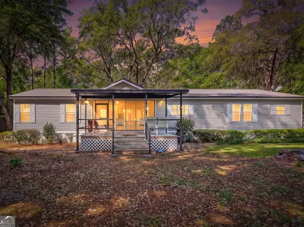 149 Dorothy Cir, Waynesville, GA 31566