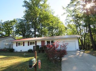 2865 S Brookside Dr, Bloomington, IN 47401