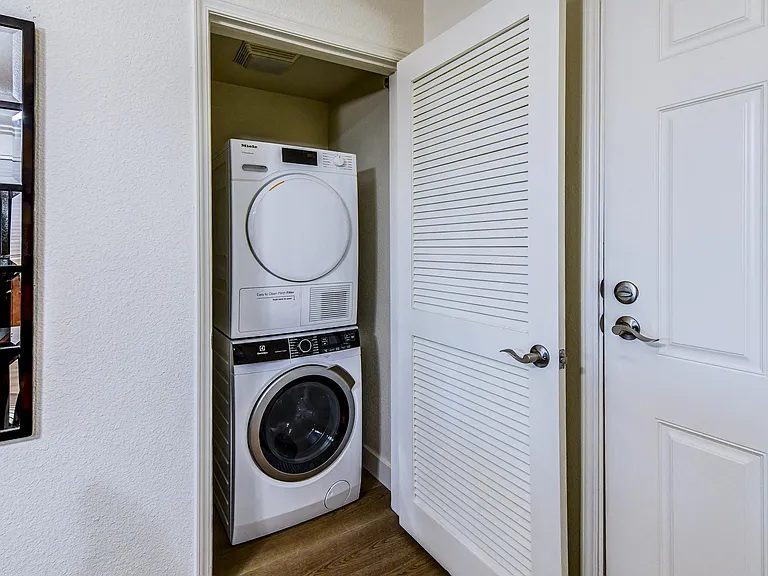 Prominence Apartments — Photo 47