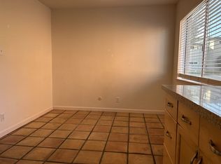 2 Bedroom 1 Bath Townhouse- In Petaluma, Petaluma, CA 94952