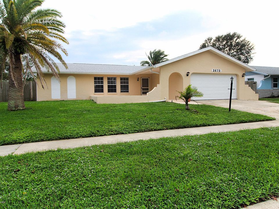 1st image of 2673 Corbusier Dr