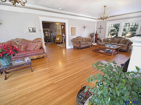 4th image of 2145 B St