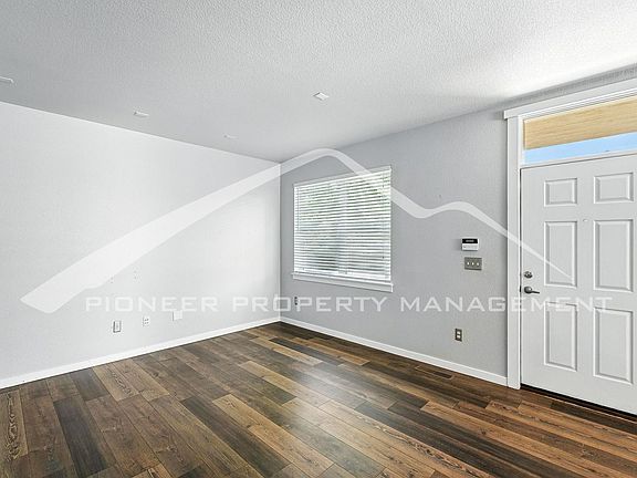 4th image of 10231 E 26th Ave