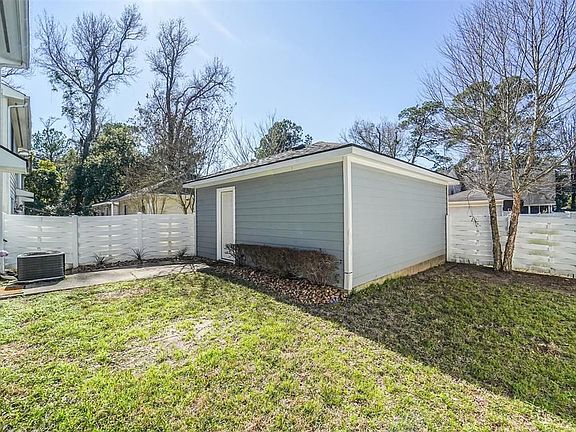 4th image of 18831 Atasca Oaks Dr