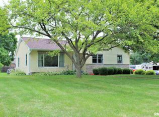1720 41st St, Moline, IL 61265