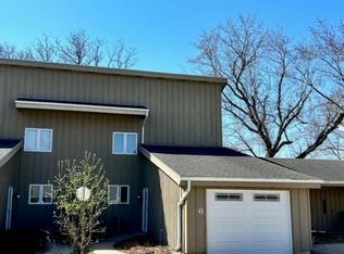 205 Ohio St APT 6, Decorah, IA 52101