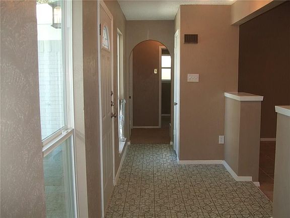 3rd image of 7558 Terry Dr