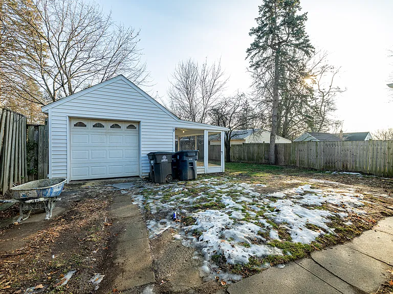 1012 Miner St — Photo 29