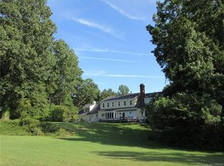 1110 Wormley Creek Dr, Yorktown, VA 23692