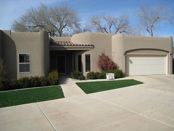 3rd image of 3905 San Isidro St NW