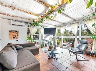 8869 Lookout Mountain Ave, Los Angeles, CA 90046
