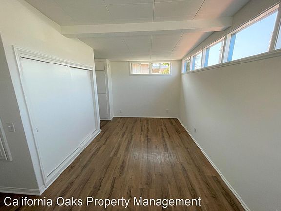 4th image of 2457 Pierpont Blvd