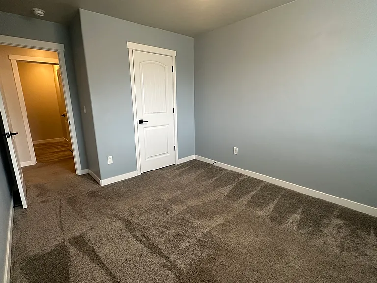 Upper Level - Bedroom 2