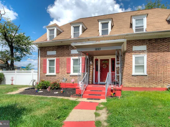 1653 Olympia Rd, Camden, NJ 08104