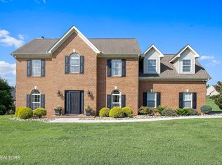 2401 Presario Ln, Knoxville, TN 37920