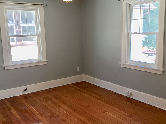 4th image of 35 Southwood Ave