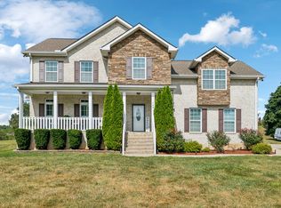 148 Lena Loop, Burns, TN 37029