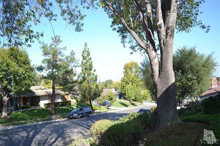 1st image of 1034 Warwick Ave