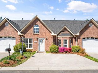 6165 Stadium Ridge Ct, Clemmons, NC 27012