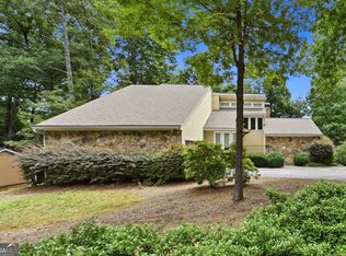 2990 Ascot Ln, Roswell, GA 30076