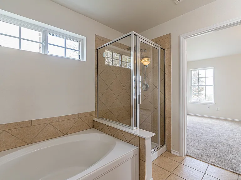 13803 Laramie Hl — Photo 22