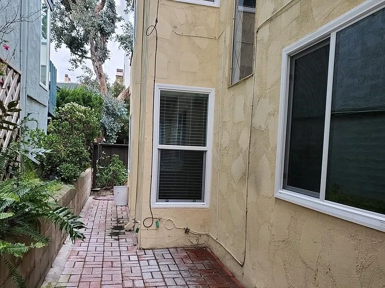 16-18 Reef St — Photo 23