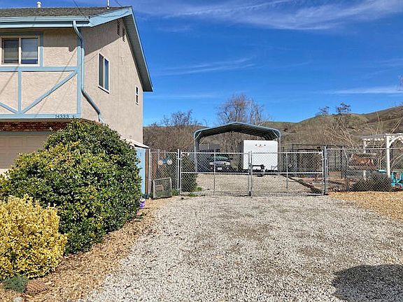 3rd image of 14333 Boxtree Dr