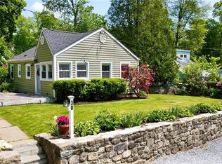 30 Orchard Rd, Putnam Valley, NY 10579