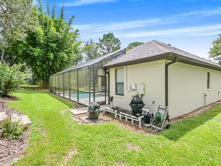 1879 W Pine Ridge Blvd — Photo 45