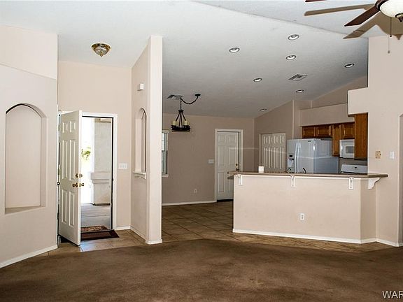 5th image of 2872 La Paloma Dr