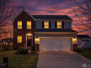 1436 Artesian Ln, Fairborn, OH 45324